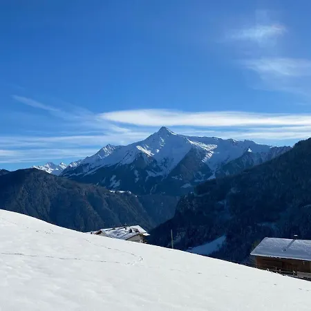 Schoeser By Interhome Lejlighed *