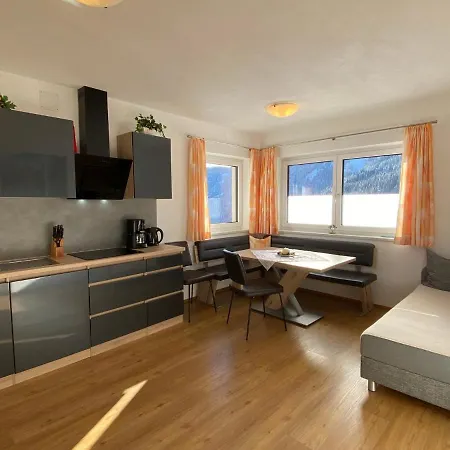 Schoeser By Interhome Lejlighed