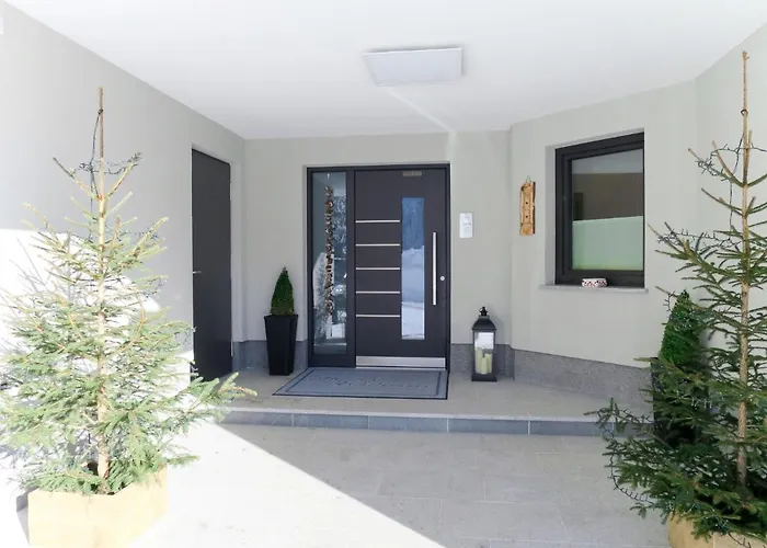 Schoeser By Interhome