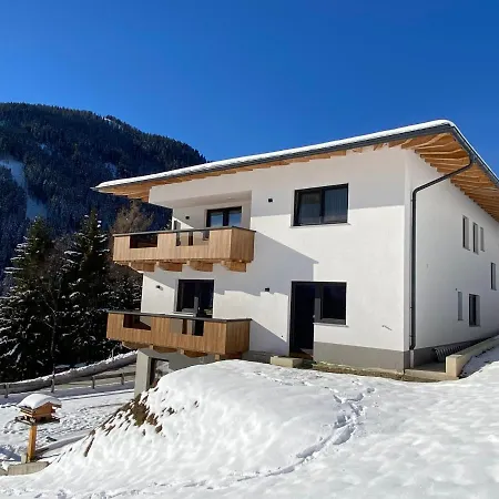 Schoeser By Interhome *