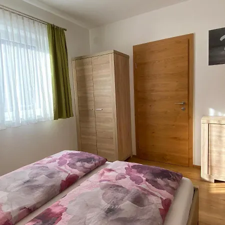 Schoeser By Interhome